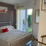 度假居 Les Jardins De F3 库尔瑟勒·苏尔·梅尔