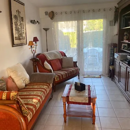 Ferienhaus Les Jardins De F3