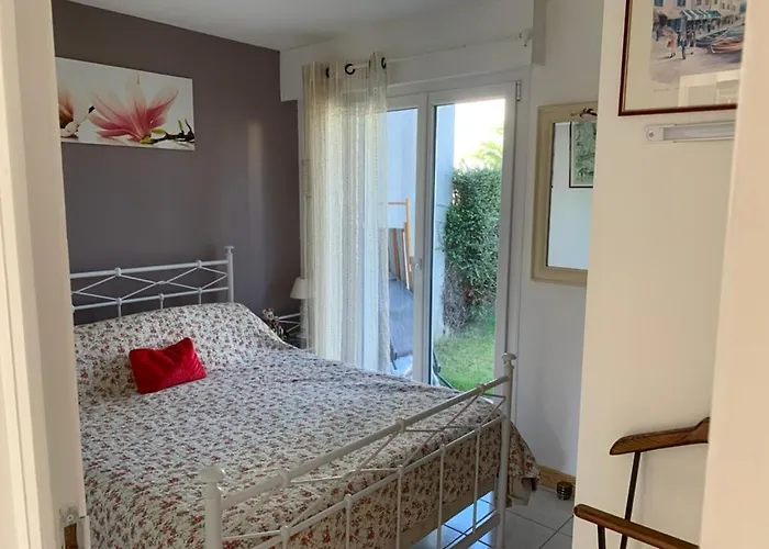 بيت للعطل Les Jardins De F3 كورسول-سور-مار