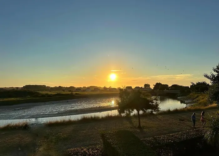 Les Jardins De F3 كورسول-سور-مار