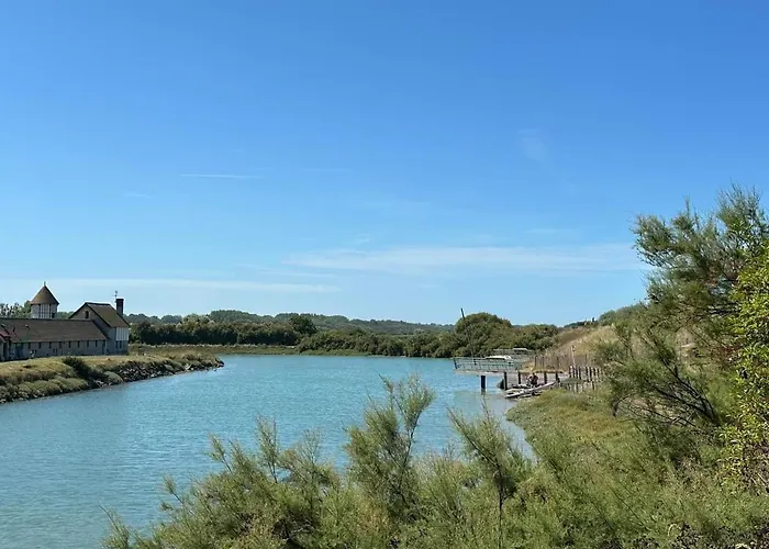 بيت للعطل Les Jardins De F3